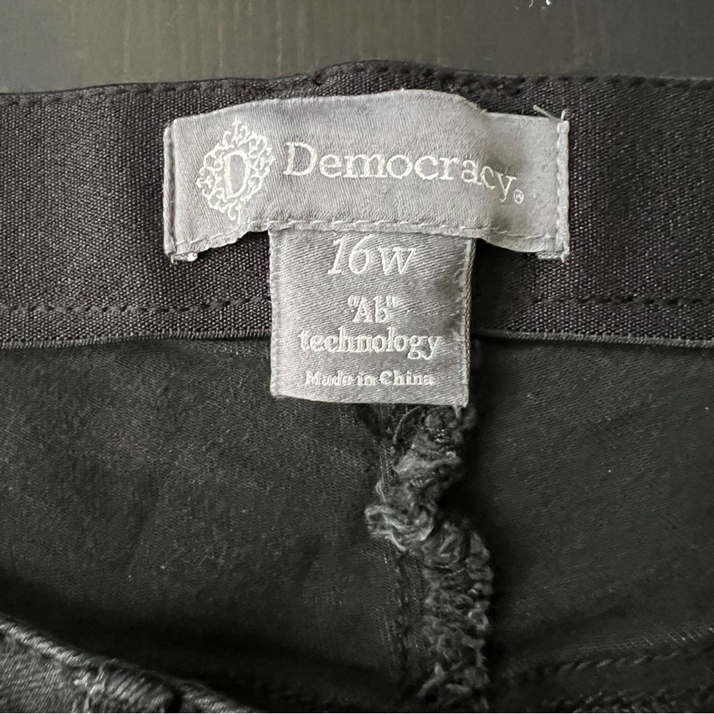 NWT Democracy slim straight crop black jeans size 16W. - Picture 11 of 12